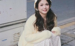 丈夫和女子赤裸在床:是好朋友